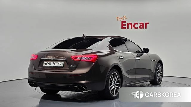 Maserati Ghibli 2018 Коричневый из Кореи