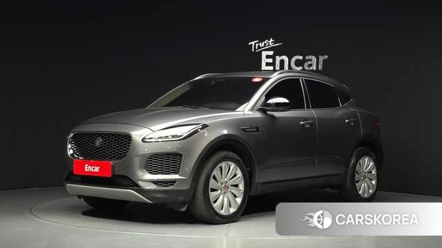 Jaguar E-PACE 2019 Серебристо-серый из Кореи