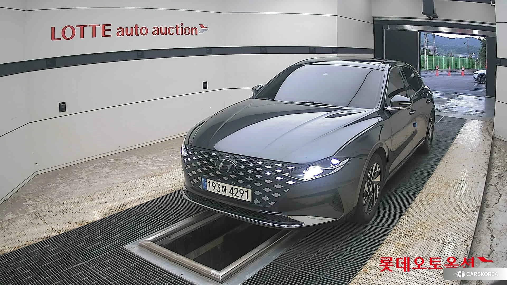 Hyundai Grandeur Hybrid 2022 Nocturne Grey Metallic из Кореи