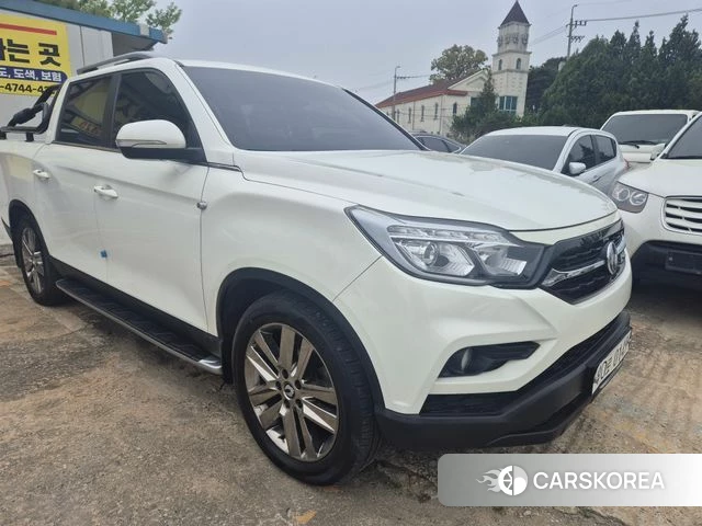 Ssangyong Rexton Sports 2018 Жемчужный цвет из Кореи