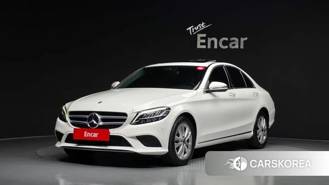 Mercedes-Benz C-Class W205 2019 Белый из Кореи