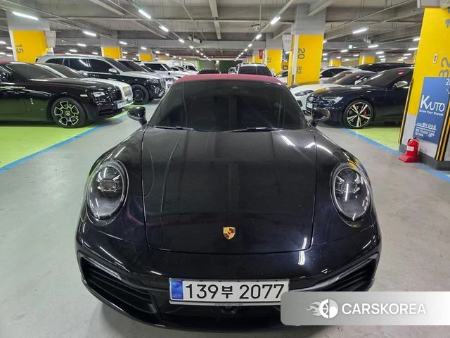 Porsche 911(992) 2021 Черный из Кореи