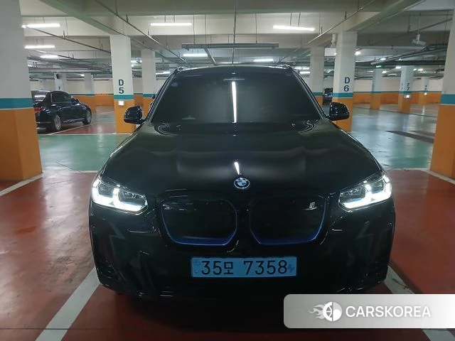 BMW iX3 2024 Черный из Кореи