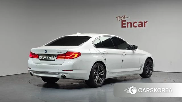 BMW 5 Series (G30) 2020 Белый из Кореи