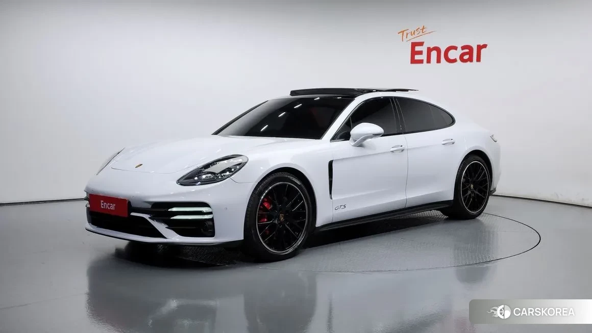 Porsche Panamera (971) 2022 Белый из Кореи