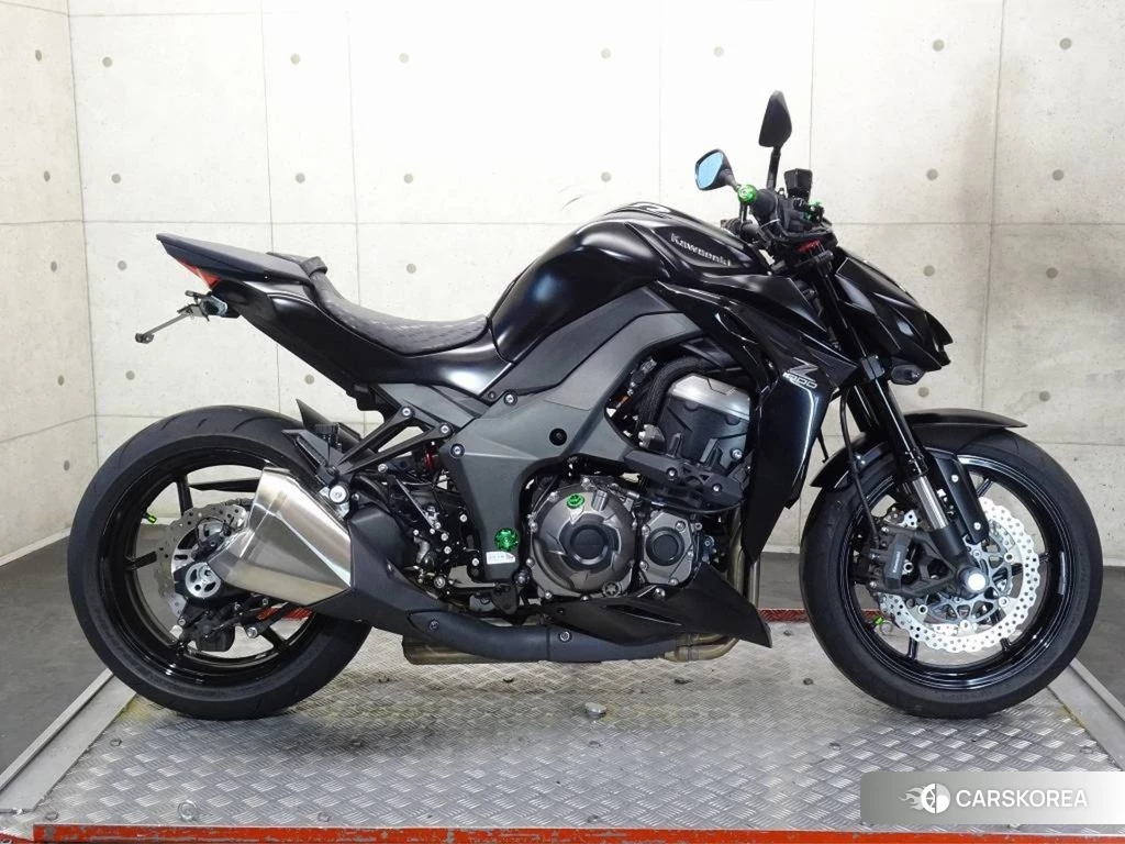 Проданный Kawasaki Z1000 2014 из Японии