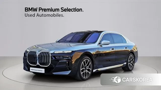 BMW 7 Series (G70) 2024 Черный двухцветный из Кореи