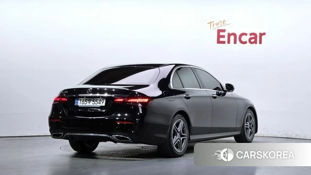Mercedes-Benz E-Class W213 2023 Черный из Кореи