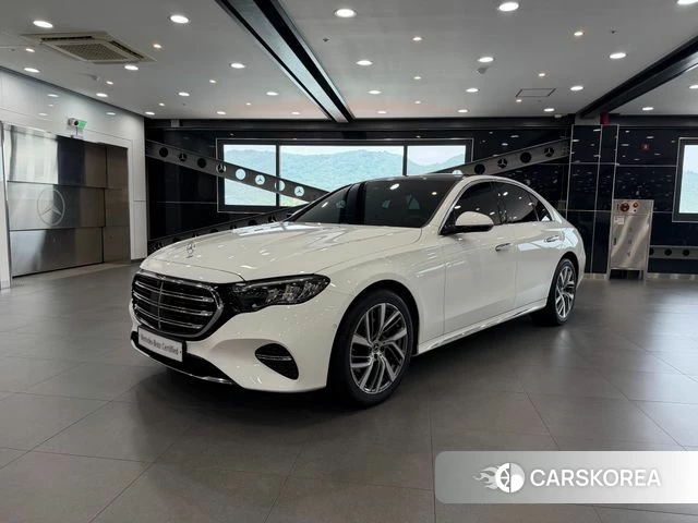 Mercedes-Benz E-Class W214 2024 Белый из Кореи