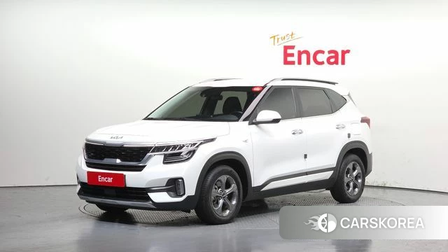Kia Seltos 2022 Белый из Кореи