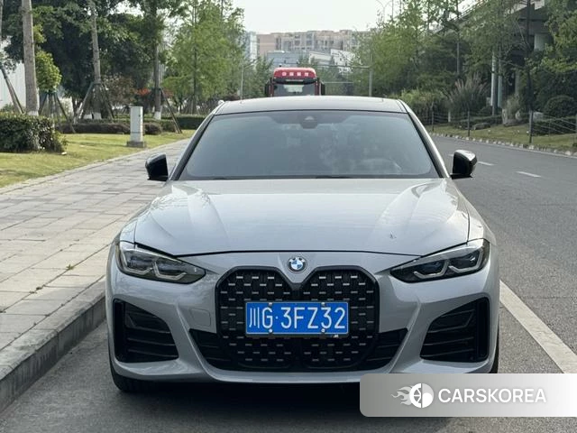 BMW 4 series 2023 Темно-серый из Китая