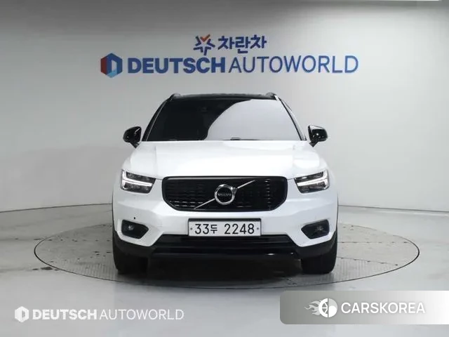 Volvo XC40 2018 Белый из Кореи