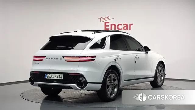 Genesis GV70 2022 Белый из Кореи