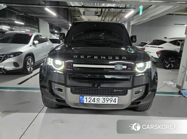 Land Rover Defender (L663) 2022 Черный из Кореи