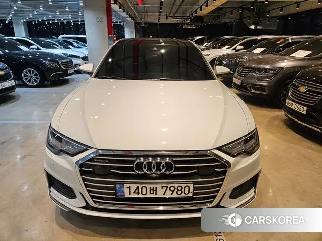 Audi A6 (C8) 2023 Белый из Кореи