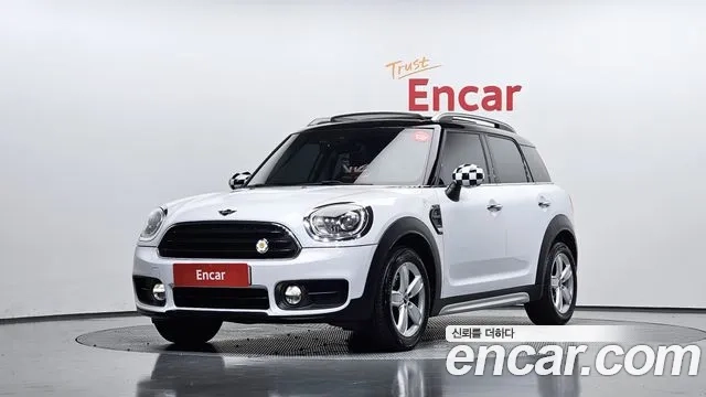 Mini Cooper Countryman 2019 Белый из Кореи