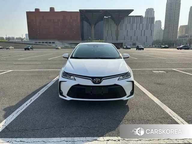 Toyota Corolla 2022 Белый из Китая