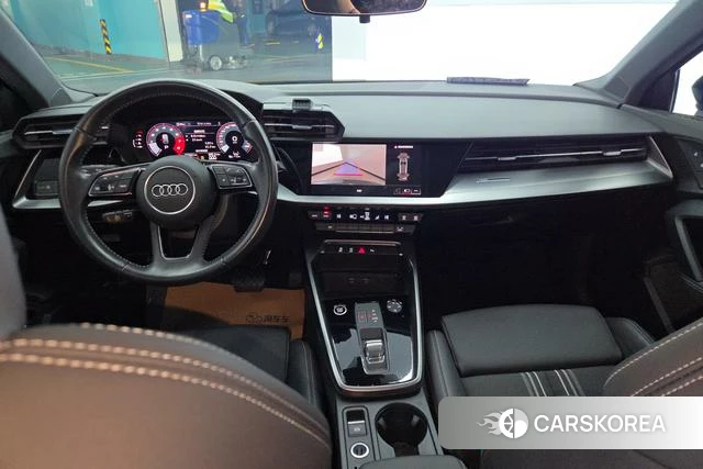 Audi A3 2022 Темно-серый из Китая