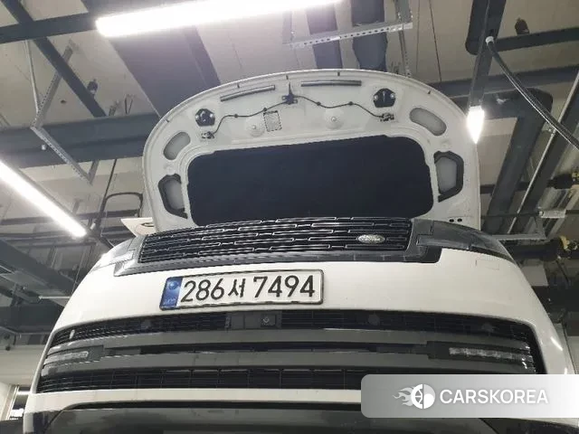 Land Rover Range Rover 5th Generation 2023 Белый из Кореи