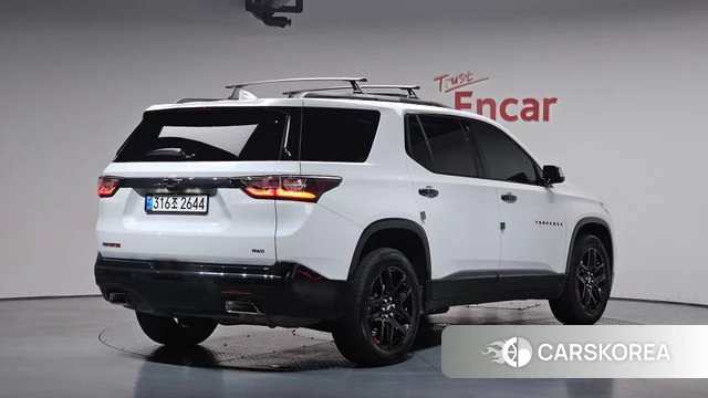 Chevrolet (GM Daewoo) Traverse 2021 Белый из Кореи