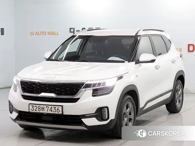 Kia Seltos 2022 Белый из Кореи