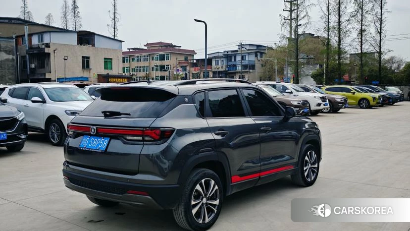 Chang'an CS35 PLUS 2023 Черный из Китая