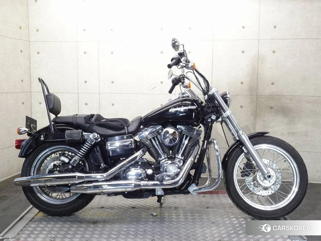 Проданный Harley-Davidson Dyna Super Glide FXDC1580 2010 из Японии