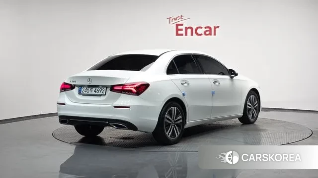 Mercedes-Benz A-Class W177 2021 Белый из Кореи