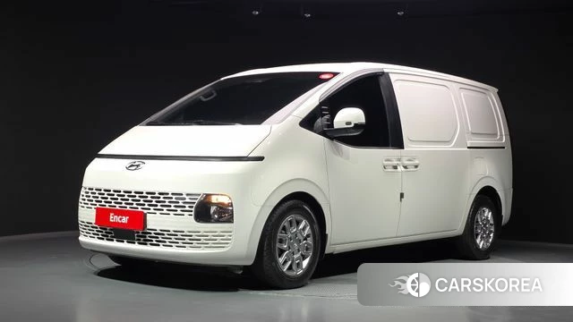 Hyundai Staria 2021 Белый из Кореи