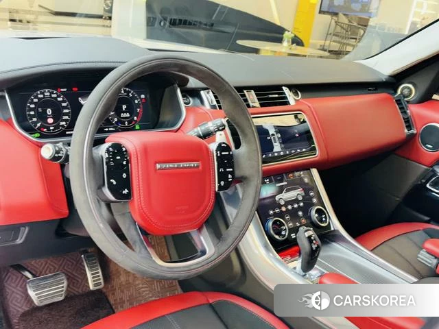 Land Rover Range Rover Sport 2021 Серебристо-серый из Китая