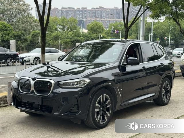 BMW iX3 2023 Черный из Китая