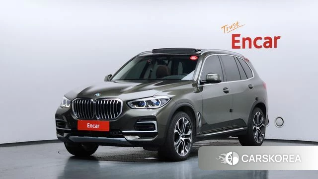 BMW X5 (G05) 2023 Песочный из Кореи