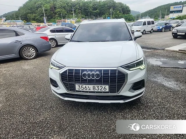 Audi Q3 (F3) 2020 Белый из Кореи