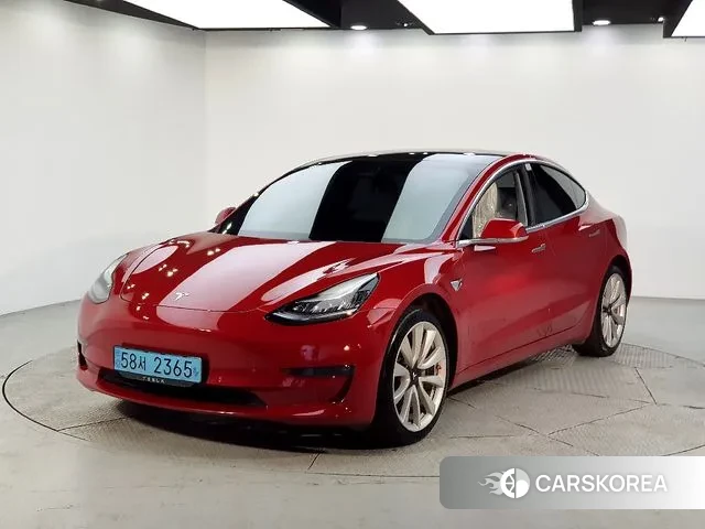 Tesla Model 3 2020 Красный из Кореи
