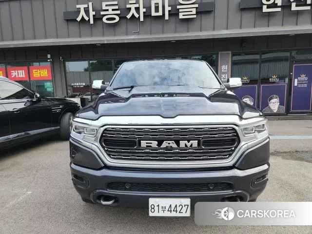 Dodge Lampicup 2019 Черный из Кореи