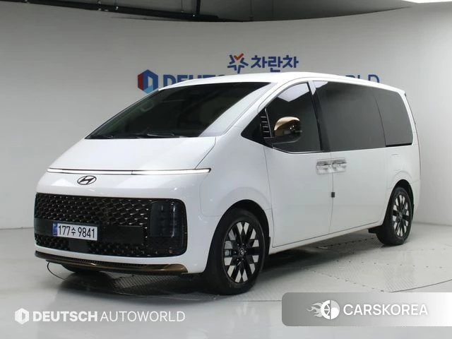 Hyundai Staria 2024 Белый из Кореи