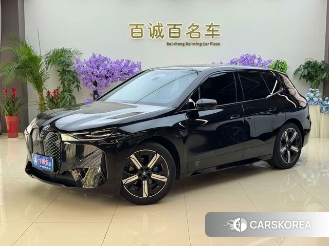 BMW iX 2023 Черный из Китая