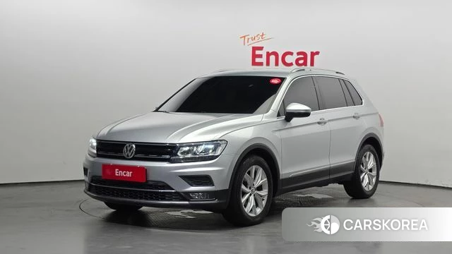 Volkswagen Tiguan second Generation 2018 Серебряный из Кореи