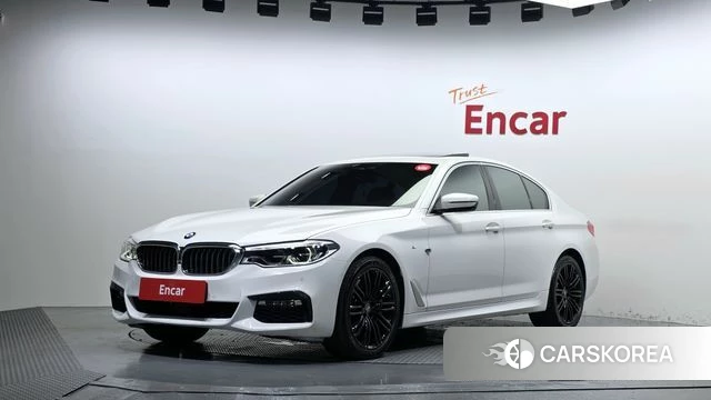 BMW 5 Series (G30) 2018 Белый из Кореи