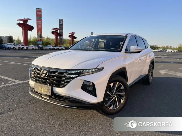 Hyundai Tucson 2021 Белый из Китая