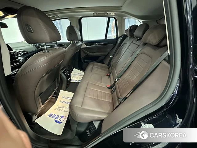 BMW iX3 2021 Черный из Китая