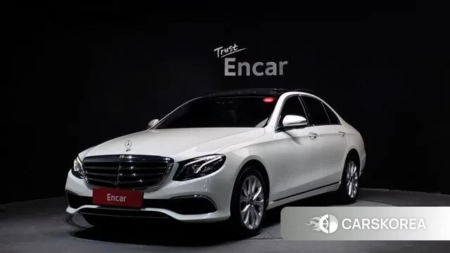 Mercedes-Benz E-Class W213 2019 Белый из Кореи