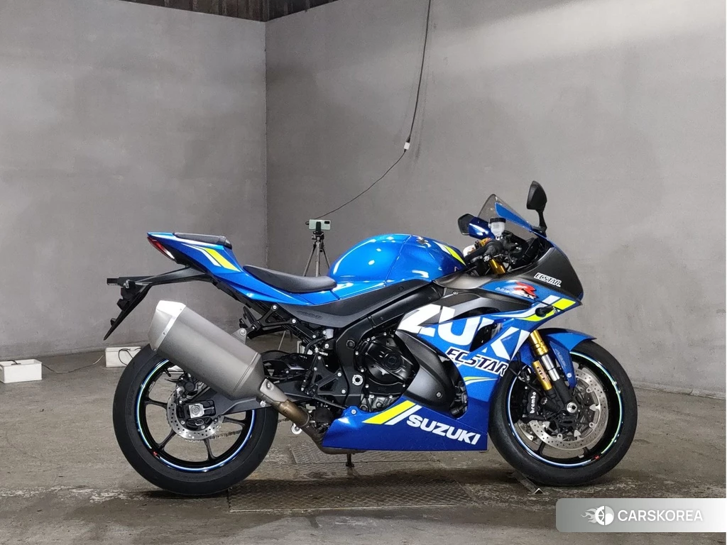 Проданный Suzuki GSX-R1000R 2018 из Японии