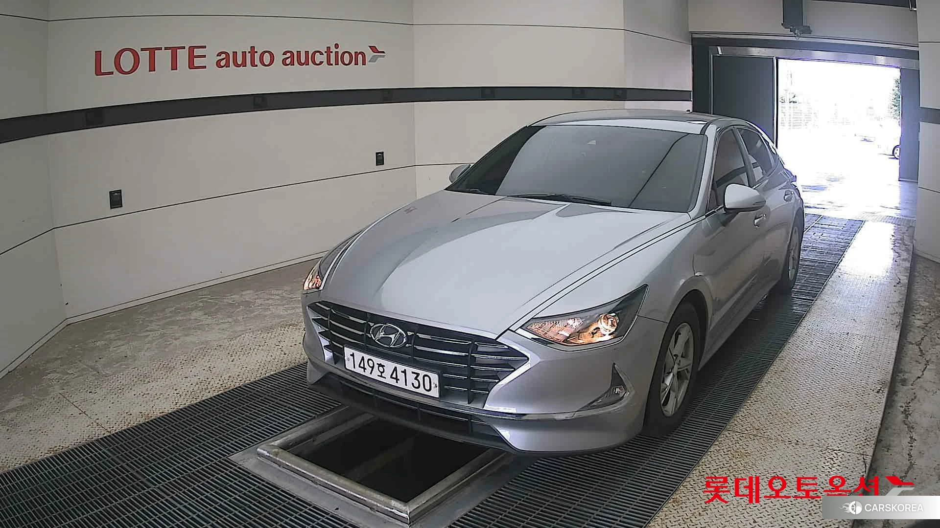 Hyundai Sonata 2021 Shimering Silver из Кореи