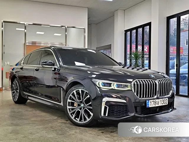 BMW 7 Series (G11) 2022 Черный из Кореи