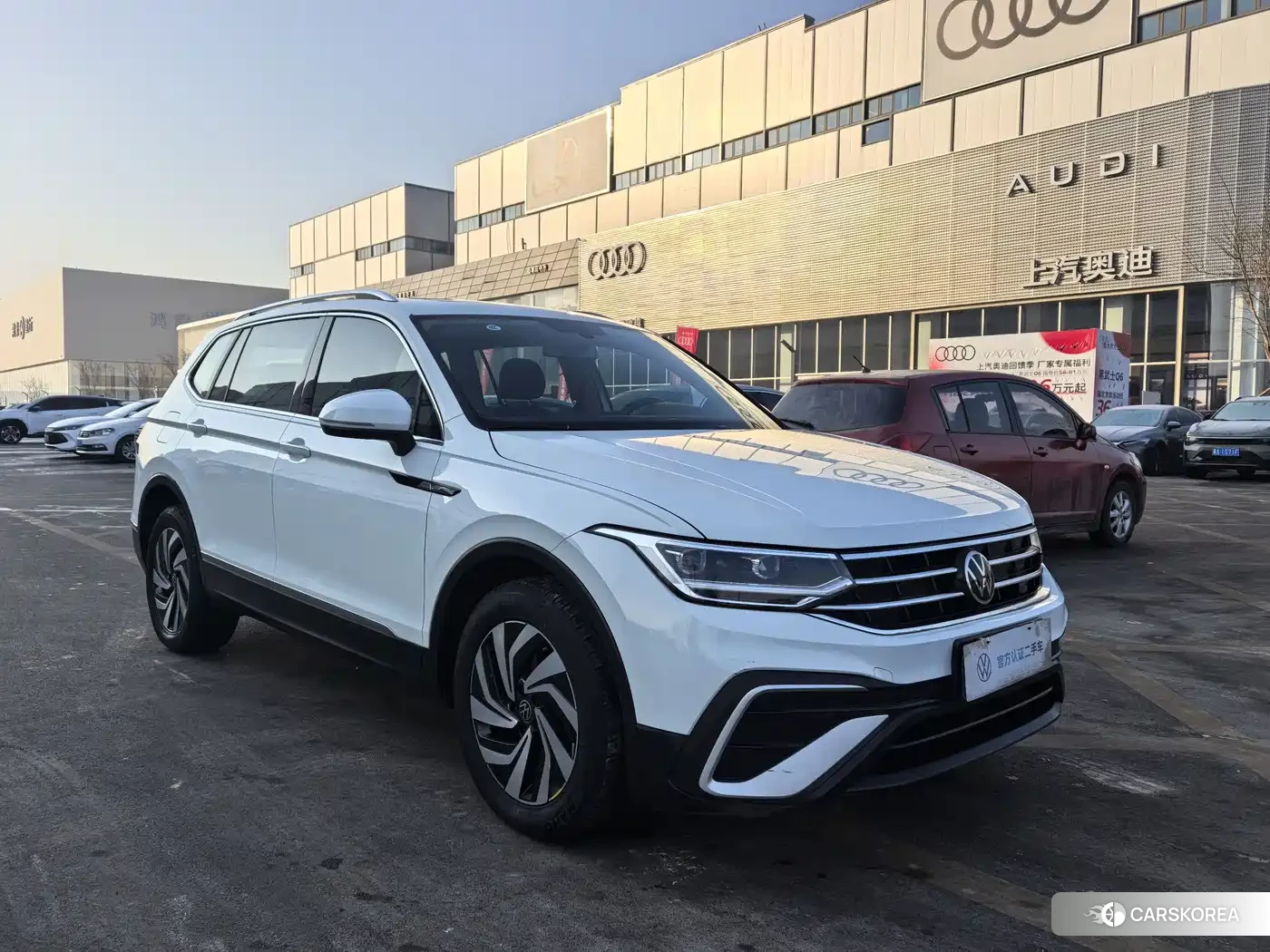Volkswagen Tiguan L 2023 Белый из Китая
