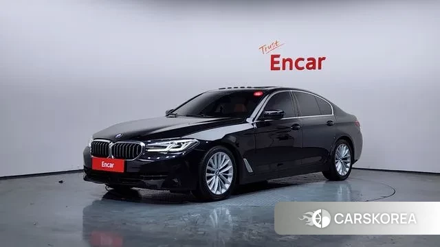 BMW 5 Series (G30) 2022 Черный из Кореи