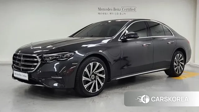 Mercedes-Benz E-Class W214 2024 Серый из Кореи