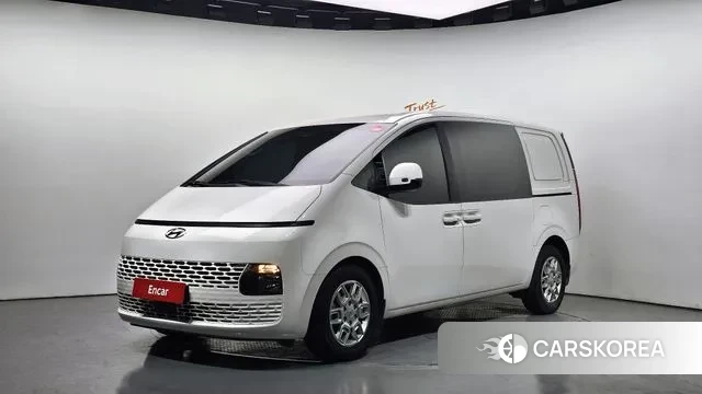 Hyundai Staria 2022 Белый из Кореи