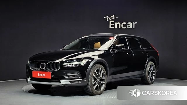 Volvo V90 Cross-Country 2024 Черный из Кореи